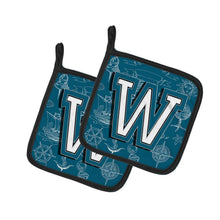 Load image into Gallery viewer, Letter W Sea Doodles Initial Alphabet Pot Holders - Set of 2 - Heat-Resistant Kitchen Essentials CJ2014-WPTHD