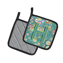 Load image into Gallery viewer, Letter H Circle Circle Teal Initial Alphabet Pot Holders - Set of 2 - Heat-Resistant Kitchen Essentials CJ2015-HPTHD