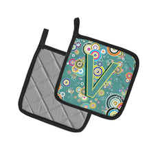 Load image into Gallery viewer, Letter V Circle Circle Teal Initial Alphabet Pot Holders - Set of 2 - Heat-Resistant Kitchen Essentials CJ2015-VPTHD