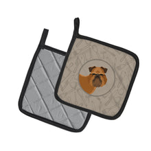 Load image into Gallery viewer, Brussels Griffon In the Kitchen Pot Holders - Set of 2 - Heat-Resistant Kitchen Essentials CK2191PTHD