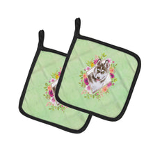 Load image into Gallery viewer, Siberian Husky #2 Green Flowers Pot Holders - Set of 2 - Heat-Resistant Kitchen Essentials CK4312PTHD