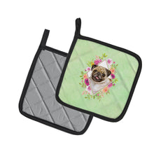 Load image into Gallery viewer, Fawn Pug Green Flowers Pot Holders - Set of 2 - Heat-Resistant Kitchen Essentials CK4334PTHD