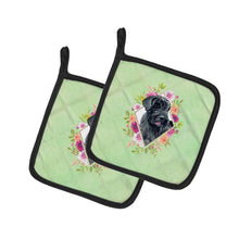 Load image into Gallery viewer, Giant Schnauzer Green Flowers Pot Holders - Set of 2 - Heat-Resistant Kitchen Essentials CK4338PTHD