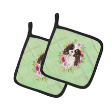 Load image into Gallery viewer, Tricolor Cavalier Spaniel Green Flowers Pot Holders - Set of 2 - Heat-Resistant Kitchen Essentials CK4366PTHD