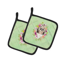 Load image into Gallery viewer, Shih Tzu Green Flowers Pot Holders - Set of 2 - Heat-Resistant Kitchen Essentials CK4372PTHD