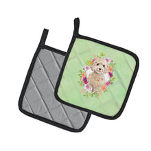 Load image into Gallery viewer, Champagne Cockapoo Green Flowers Pot Holders - Set of 2 - Heat-Resistant Kitchen Essentials CK4406PTHD
