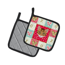 Load image into Gallery viewer, Cheetoh Cat Love Pot Holders - Set of 2 - Heat-Resistant Kitchen Essentials CK5102PTHD