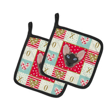 Load image into Gallery viewer, Oriental Bicolor Cat Love Pot Holders - Set of 2 - Heat-Resistant Kitchen Essentials CK5141PTHD