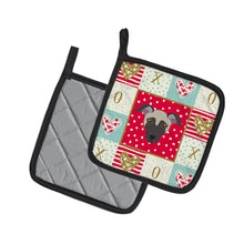 Load image into Gallery viewer, Argentine Pila Dog Love Pot Holders - Set of 2 - Heat-Resistant Kitchen Essentials CK5182PTHD