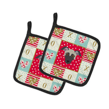Load image into Gallery viewer, Argentine Pila Dog Love Pot Holders - Set of 2 - Heat-Resistant Kitchen Essentials CK5182PTHD