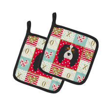 Load image into Gallery viewer, Cavalier King Charles Spaniel Love Pot Holders - Set of 2 - Heat-Resistant Kitchen Essentials CK5189PTHD