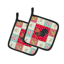 Load image into Gallery viewer, Dutch Bantam Chicken Love Pot Holders - Set of 2 - Heat-Resistant Kitchen Essentials CK5263PTHD