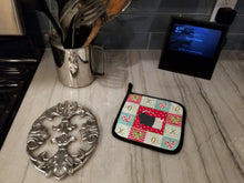 Load image into Gallery viewer, Welsh Black-Necked Goat Love Pot Holders - Set of 2 - Heat-Resistant Kitchen Essentials CK5314PTHD