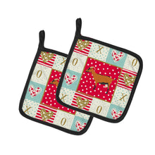 Load image into Gallery viewer, Oberhasli Goat Love Pot Holders - Set of 2 - Heat-Resistant Kitchen Essentials CK5315PTHD