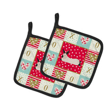 Load image into Gallery viewer, California White Rabbit Love Pot Holders - Set of 2 - Heat-Resistant Kitchen Essentials CK5394PTHD