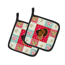 Load image into Gallery viewer, Bronze Turkey Love Pot Holders - Set of 2 - Heat-Resistant Kitchen Essentials CK5413PTHD