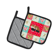Load image into Gallery viewer, European Hamster Love Pot Holders - Set of 2 - Heat-Resistant Kitchen Essentials CK5441PTHD