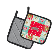 Load image into Gallery viewer, Satin Rat Love Pot Holders - Set of 2 - Heat-Resistant Kitchen Essentials CK5463PTHD