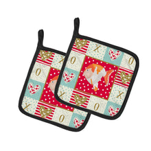 Load image into Gallery viewer, Lionhead Goldfish Love Pot Holders - Set of 2 - Heat-Resistant Kitchen Essentials CK5474PTHD