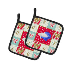 Load image into Gallery viewer, Plakat Betta Love Pot Holders - Set of 2 - Heat-Resistant Kitchen Essentials CK5492PTHD