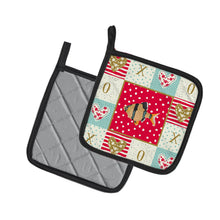 Load image into Gallery viewer, Tiger Barb Love Pot Holders - Set of 2 - Heat-Resistant Kitchen Essentials CK5499PTHD