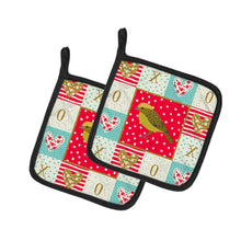 Load image into Gallery viewer, Lizard Canary Love Pot Holders - Set of 2 - Heat-Resistant Kitchen Essentials CK5504PTHD