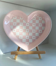 Load image into Gallery viewer, Large Checkered Heart Dishes