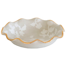 Load image into Gallery viewer, Chinoiserie Dreams Scalloped Bowls with 22K Gold Accent