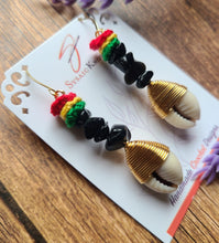 Load image into Gallery viewer, Pride Cowrie Shells