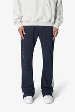 Load image into Gallery viewer, Contrast Bootcut Sweatpants - Navy