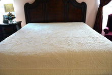 Load image into Gallery viewer, Tache Super Soft Cream Scalloped Good Vibration Quilted Fleece Bedspread Set (DXJ109041-3)