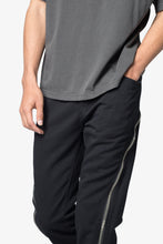 Load image into Gallery viewer, D519 Zipper Flare Denim - Black