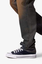 Load image into Gallery viewer, D732 Rust Wash Denim - Black/Brown