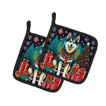 Load image into Gallery viewer, Alaskan Malamute Christmas Pot Holders - Set of 2 Decorative Kitchen Helpers | Made in the USA