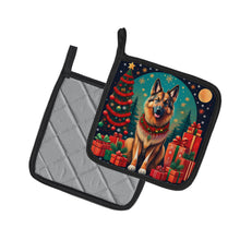 Load image into Gallery viewer, Belgian Tervuren Christmas Pot Holders - Set of 2 Decorative Kitchen Helpers | Made in the USA