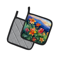 Load image into Gallery viewer, Colorado Rocky Mountain Columbine in Watercolor Pair of Pot Holders