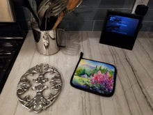 Load image into Gallery viewer, Idaho Syringa in Watercolor Pair of Pot Holders