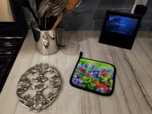 Load image into Gallery viewer, Illinois Violet in Watercolor Pair of Pot Holders