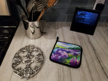 Load image into Gallery viewer, New Hampshire Purple Lilac in Watercolor Pair of Pot Holders