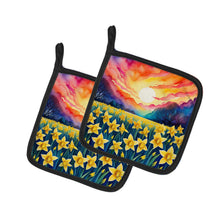 Load image into Gallery viewer, Colorful Daffodils Pot Holders - Set of 2 Decorative Kitchen Helpers | Made in the USA