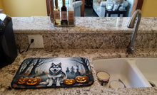 Load image into Gallery viewer, Alaskan Malamute Spooky Halloween Dish Drying Mat
