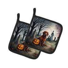Load image into Gallery viewer, Irish Setter Spooky Halloween Pot Holders - Set of 2 Decorative Kitchen Helpers | Made in the USA