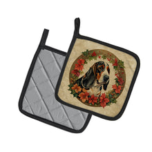 Load image into Gallery viewer, Basset Hound Christmas Flowers Pot Holders - Set of 2 Decorative Kitchen Helpers | Made in the USA