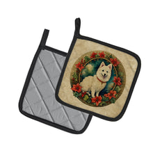 Load image into Gallery viewer, Japanese Spitz Christmas Flowers Pot Holders - Set of 2 Decorative Kitchen Helpers | Made in the USA