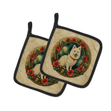 Load image into Gallery viewer, Japanese Spitz Christmas Flowers Pot Holders - Set of 2 Decorative Kitchen Helpers | Made in the USA