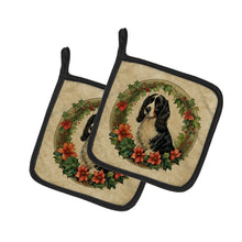 Load image into Gallery viewer, Welsh Springer Spaniel Christmas Flowers Pot Holders - Set of 2 Decorative Kitchen Helpers | Made in the USA