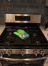 Load image into Gallery viewer, Siberian Husky Hippie Dawg Oven Mitt