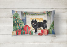 Load image into Gallery viewer, German Spitz Cozy Christmas Throw Pillow