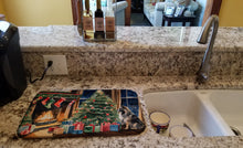 Load image into Gallery viewer, Keeshond Cozy Christmas Dish Drying Mat