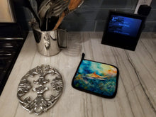 Load image into Gallery viewer, Sting Ray Pot Holders - Set of 2 Decorative Kitchen Helpers | Made in the USA